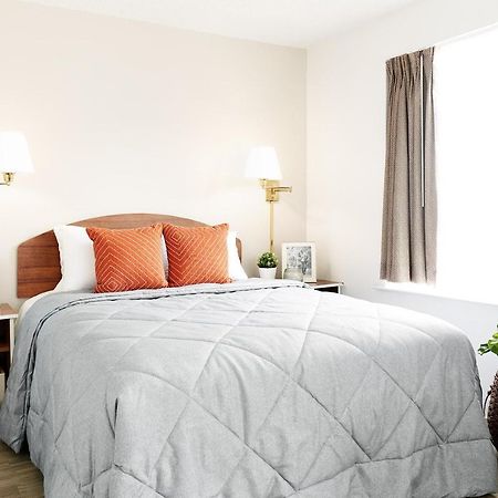 Intown Suites Extended Stay Columbus Oh - I-70E Hamilton Rd Exteriör bild